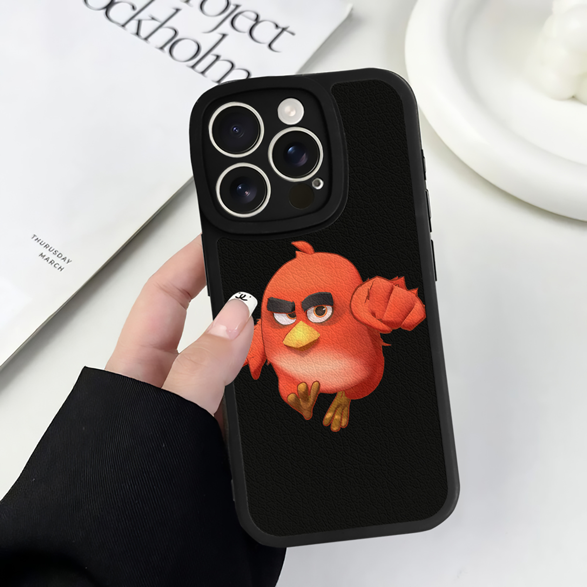 （画像用） Angry Birds アングリーバード 【iPhone 16シリーズ対応】シリコンスマホケース（レザー調） 材質：シリコン